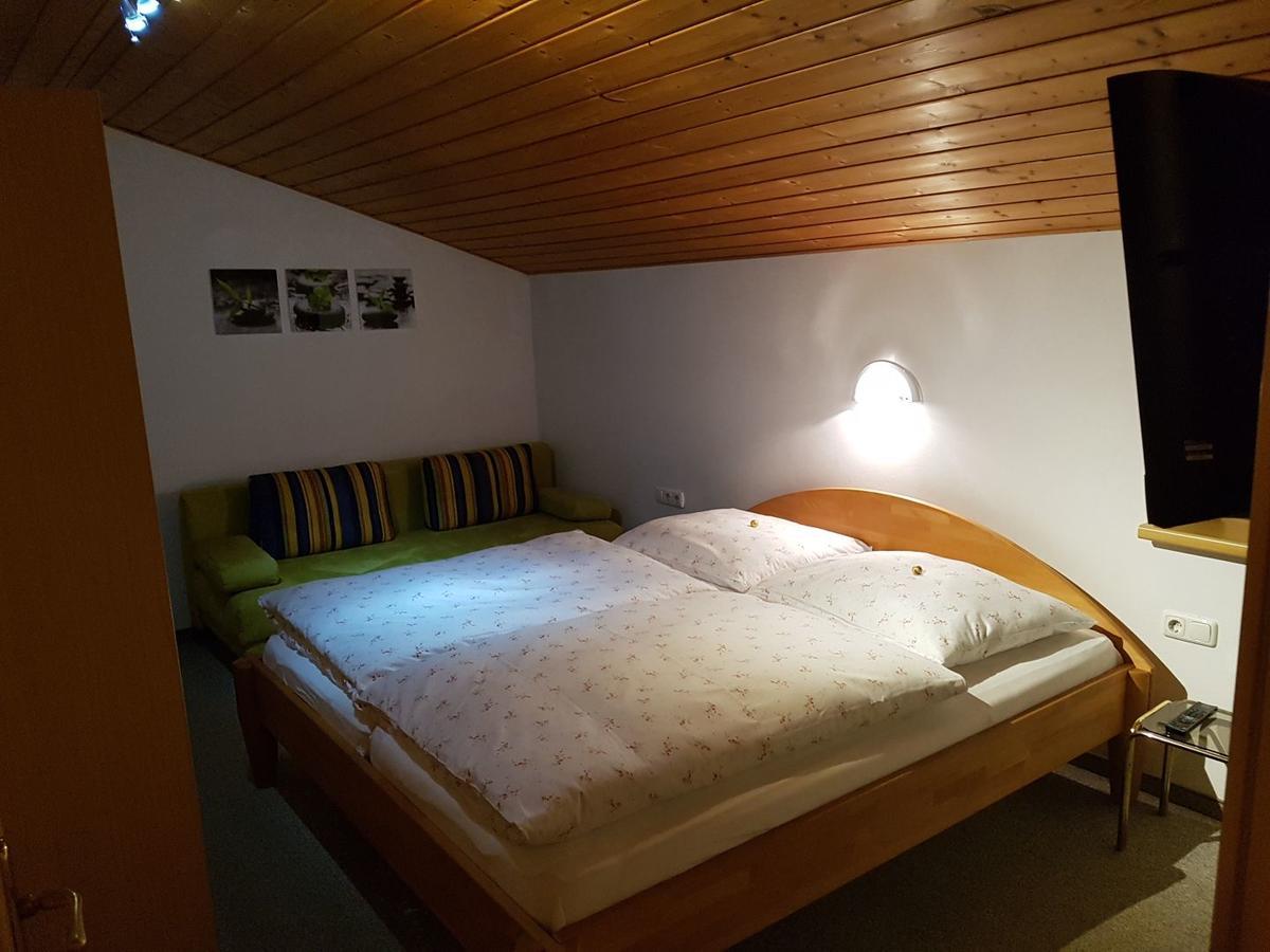 Haus Kathrin Appartement Kaprun Buitenkant foto